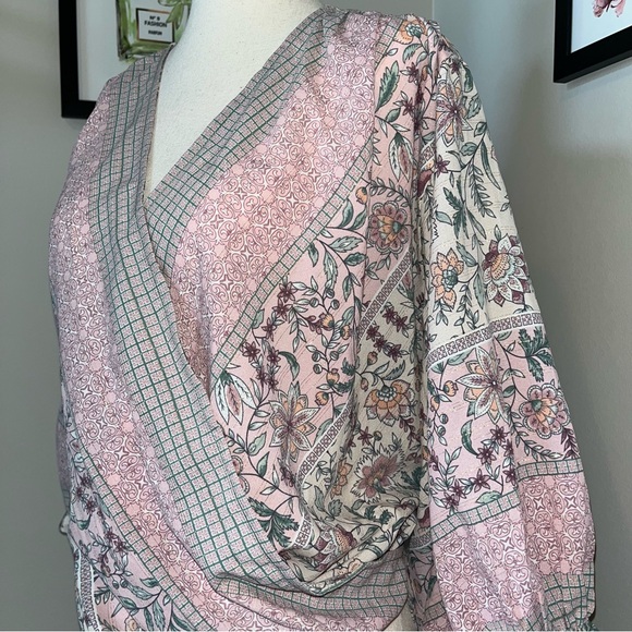 ๐ LoveStitch Surplice Boho Blouse - Picture 6 of 14